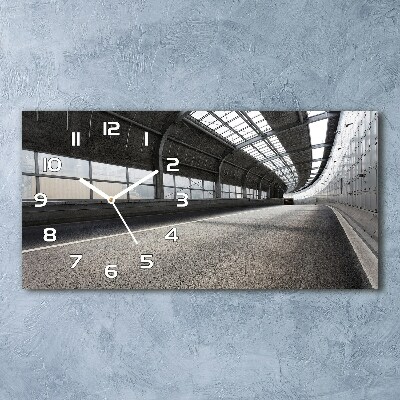Horloge rectangulaire horizontale Route dans le tunnel