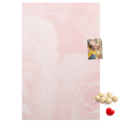 Tableau de liège Délicates roses roses en arrière-plan.