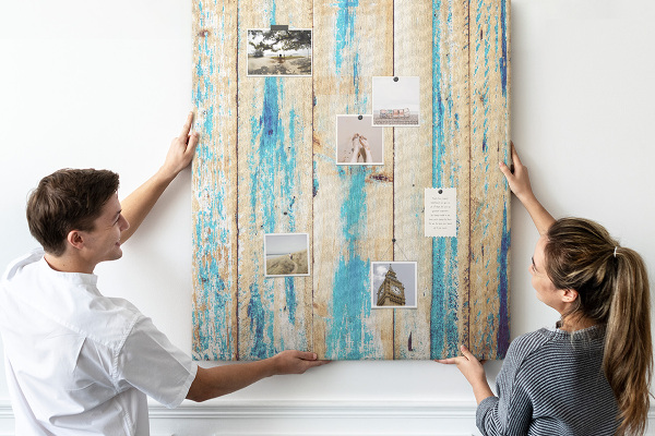 Tableau en liège déco Vieux panneau de bois avec des accents bleus