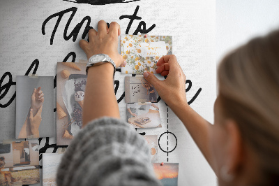 Tableau en liège déco L'heure est à l'aventure avec une inscription inspirante