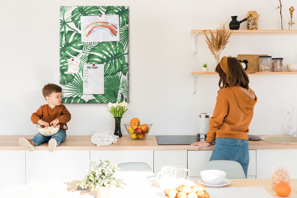 Tableau en liège déco Feuilles de Monstera sur fond clair