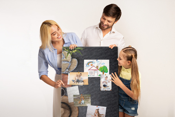 Tableau en liège fantaisie Agencement élégant avec des accents naturels