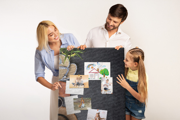 Tableau en liège fantaisie Agencement élégant avec des accents naturels