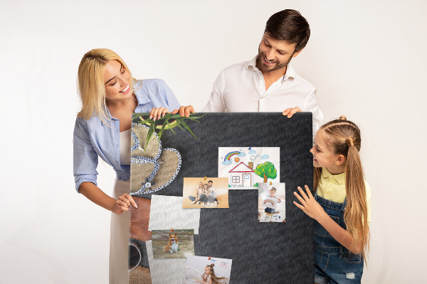 Tableau en liège fantaisie Agencement élégant avec des accents naturels