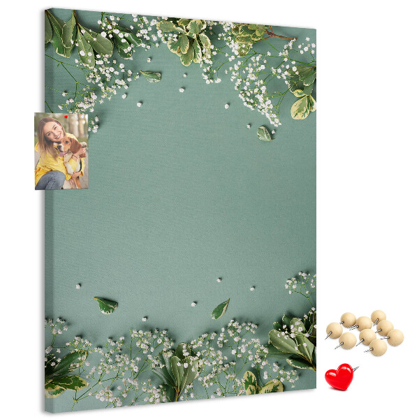 Tableau de liège Fond vert avec des fleurs et des feuilles délicates