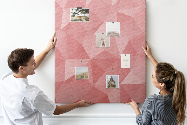 Tableau en liège fantaisie Motif géométrique abstrait en triangle rose