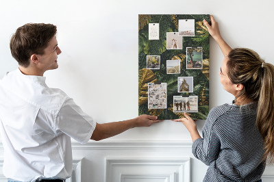 Tableau en liège fantaisie Feuilles dorées dans une composition végétale tropicale