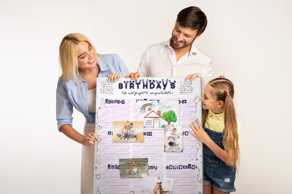 Tableau en liège fantaisie Calendrier d'anniversaire avec ballons colorés