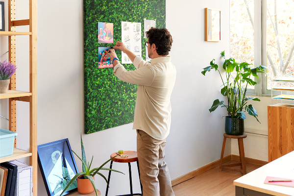 Tableau en liège fantaisie mur vert dense et feuillu