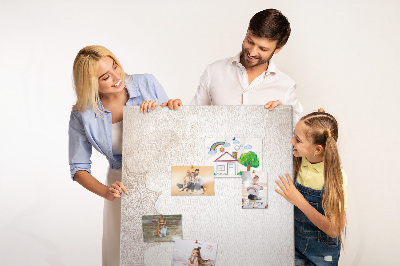 Tableau en liège fantaisie Un délicat motif de mandala sur un fond clair