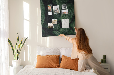 Tableau en liège déco Feuilles vertes sur fond sombre