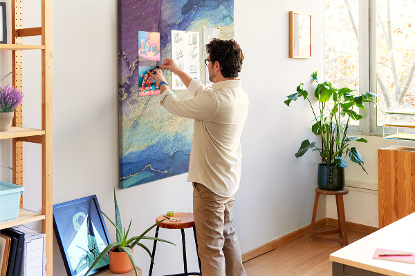 Tableau de liège Motif abstrait dans des tons de bleu