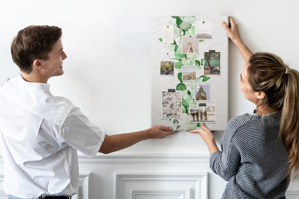 Tableau en liège fantaisie Feuilles vertes sur fond clair