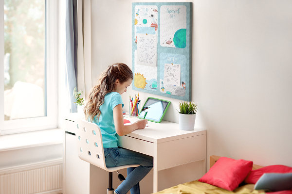 Tableau en liège déco Agenda cosmique à motif planétaire