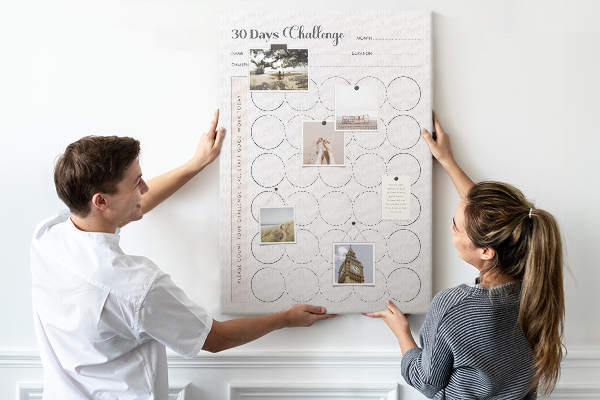 Tableau de liège Plan du défi du cercle de 30 jours