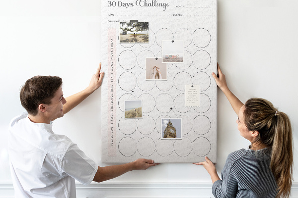 Tableau de liège Plan du défi du cercle de 30 jours