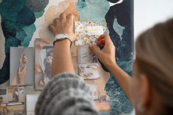 Tableau en liège déco Taches abstraites aux couleurs discrètes