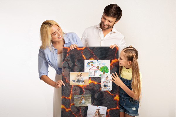 Tableau en liège fantaisie Terre craquelée aux veines brûlantes