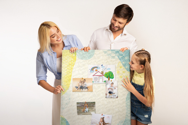 Tableau de liège Des formes colorées aux tons délicats