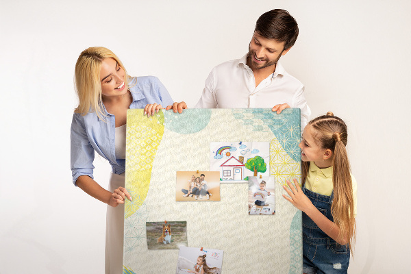 Tableau de liège Des formes colorées aux tons délicats