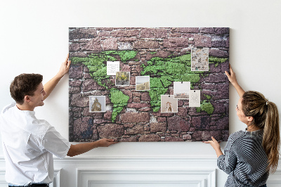 Tableau en liège Carte du monde verte sur un mur de pierre