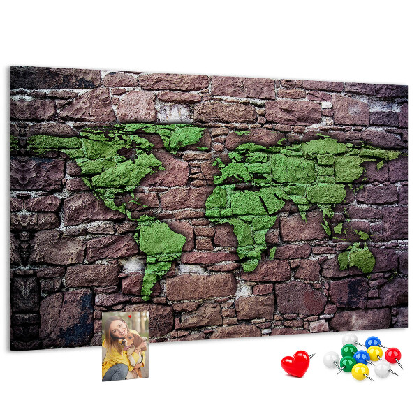 Tableau en liège Carte du monde verte sur un mur de pierre