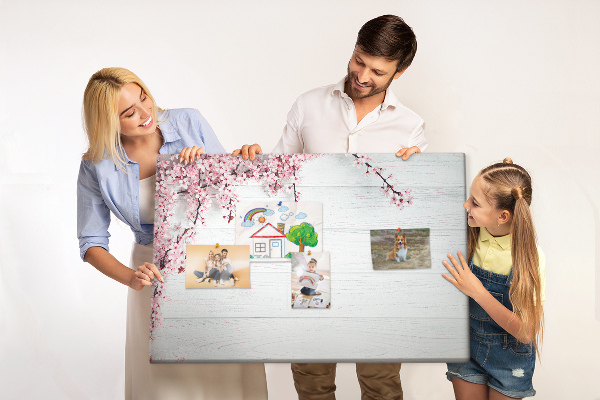 Tableau affichage liège Branches florales sur fond de bois blanc