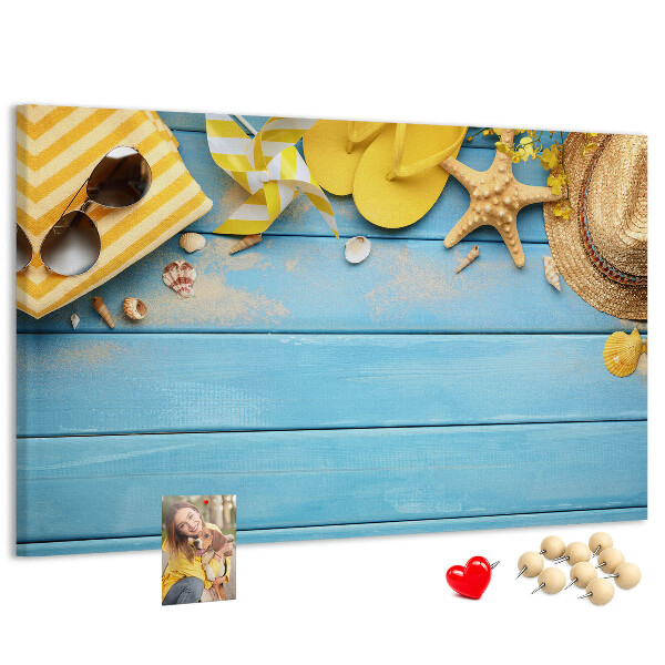 Tableau en liège L'été à la plage avec des accessoires colorés