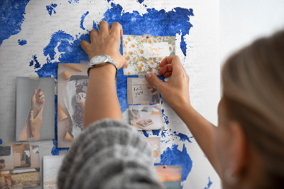 Tableau en liège carte du monde à l'aquarelle bleue