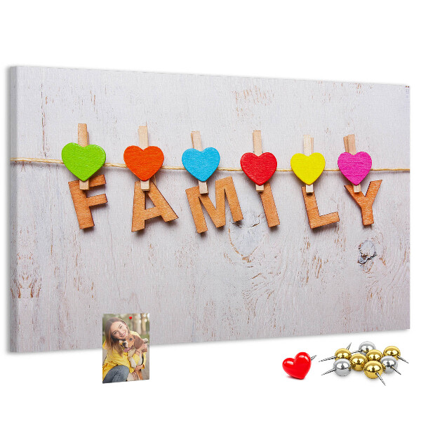 Tableau en liège Cœurs familiaux sur fond de bois