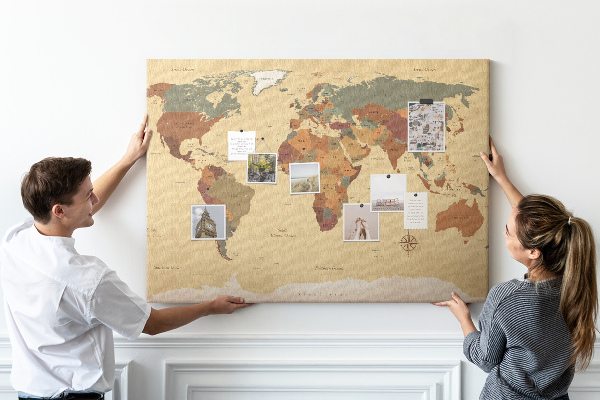 Tableau en liège Une carte du monde antique aux couleurs atténuées