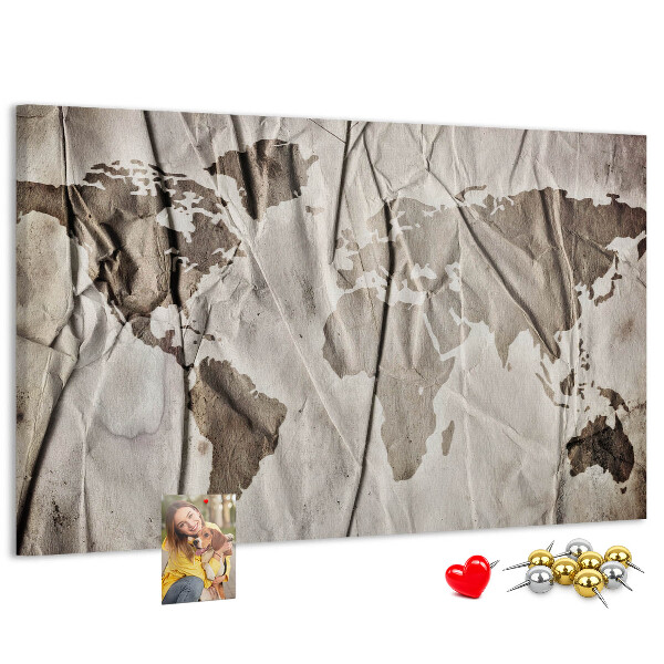 Tableau affichage liège Une carte du monde abîmée sur fond de papier