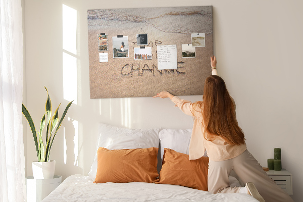 Tableau affichage liège Des changements inscrits dans le sable de la plage