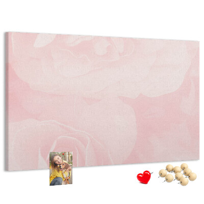 Tableau affichage liège Délicates roses roses en arrière-plan.