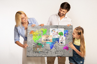 Tableau en liège Carte du monde colorée sur fond gris