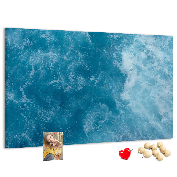 Tableau en liège Le bleu profond des vagues et de l'écume de la mer