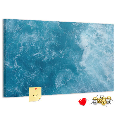 Tableau en liège Le bleu profond des vagues et de l'écume de la mer