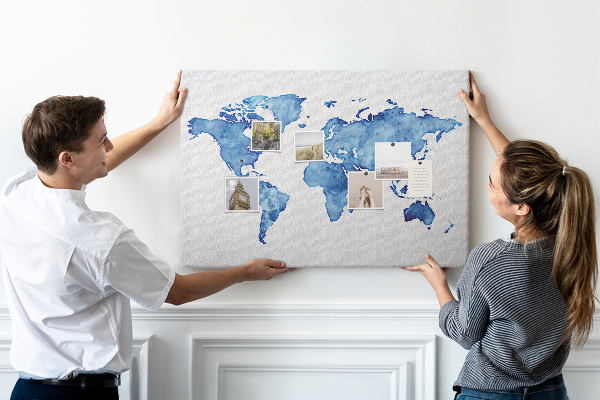 Tableau affichage liège Peinture à l'aquarelle bleue d'une carte du monde