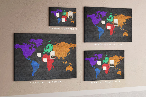Tableau en liège Carte du monde colorée sur fond sombre