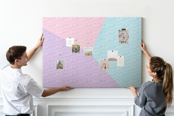 Tableau en liège Géométrie des formes pastel en couleurs.