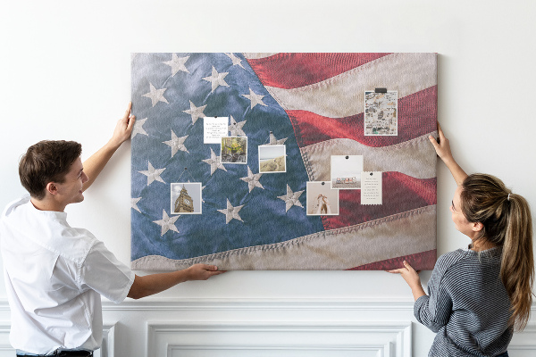 Tableau affichage liège Drapeau américain orné d'étoiles proéminentes.