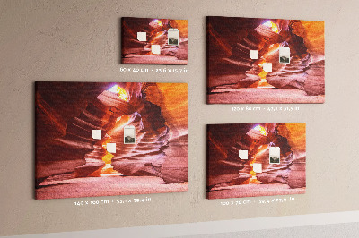 Tableau de liège Des formations rocheuses magiques dans la gorge.
