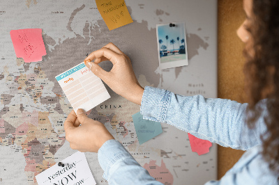 Tableau en liège Une carte du monde aux couleurs discrètes
