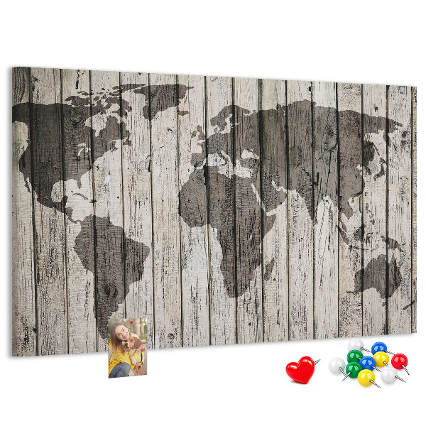 Tableau affichage liège Une carte du monde sur un fond de planches de bois