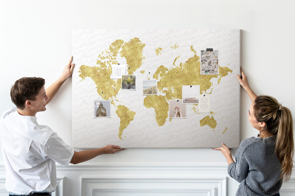 Tableau affichage liège Carte du monde dorée sur fond blanc