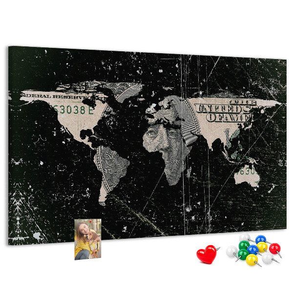 Tableau en liège Une carte du monde sur un billet d'un dollar en arrière-plan