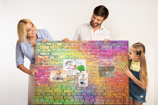 Tableau affichage liège Mur de briques colorées dans un arc-en-ciel
