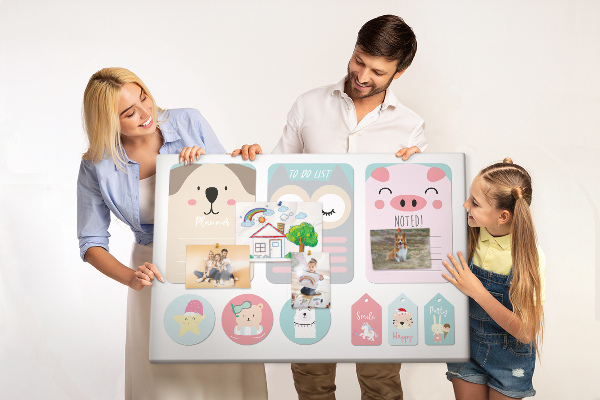 Tableau en liège Cahiers colorés avec des animaux mignons