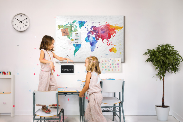 Tableau en liège carte du monde colorée à l'aquarelle