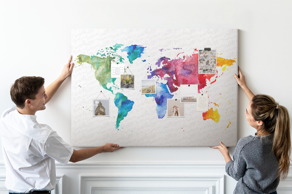 Tableau en liège carte du monde colorée à l'aquarelle